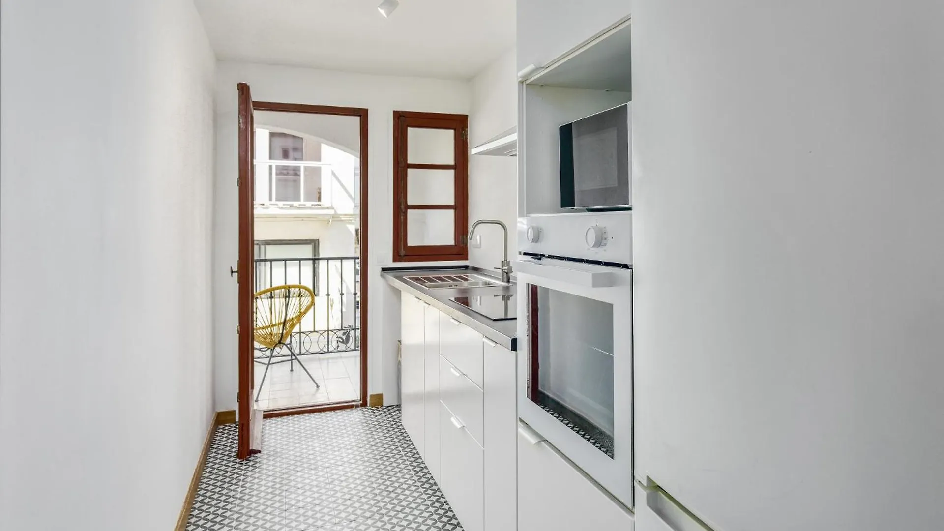 Chanquete 2310 One Bedroom Manilva Spain